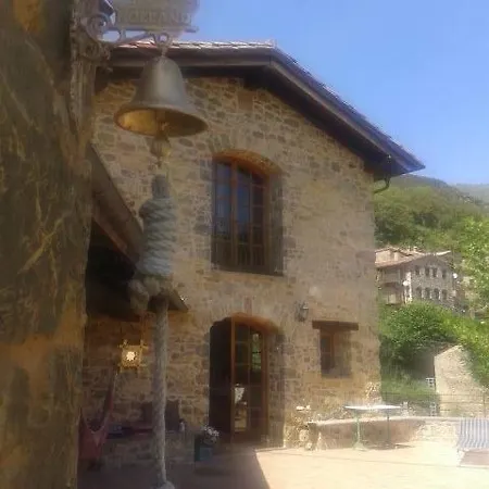 Bed and breakfast Mas La Cabanya De Beget